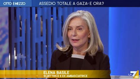 elena basile biografia.